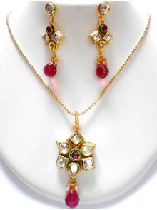 Kundan Pendant Sets